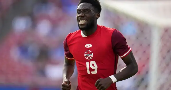 Alphonso Davies headlines Canada’s 26-player World Cup roster