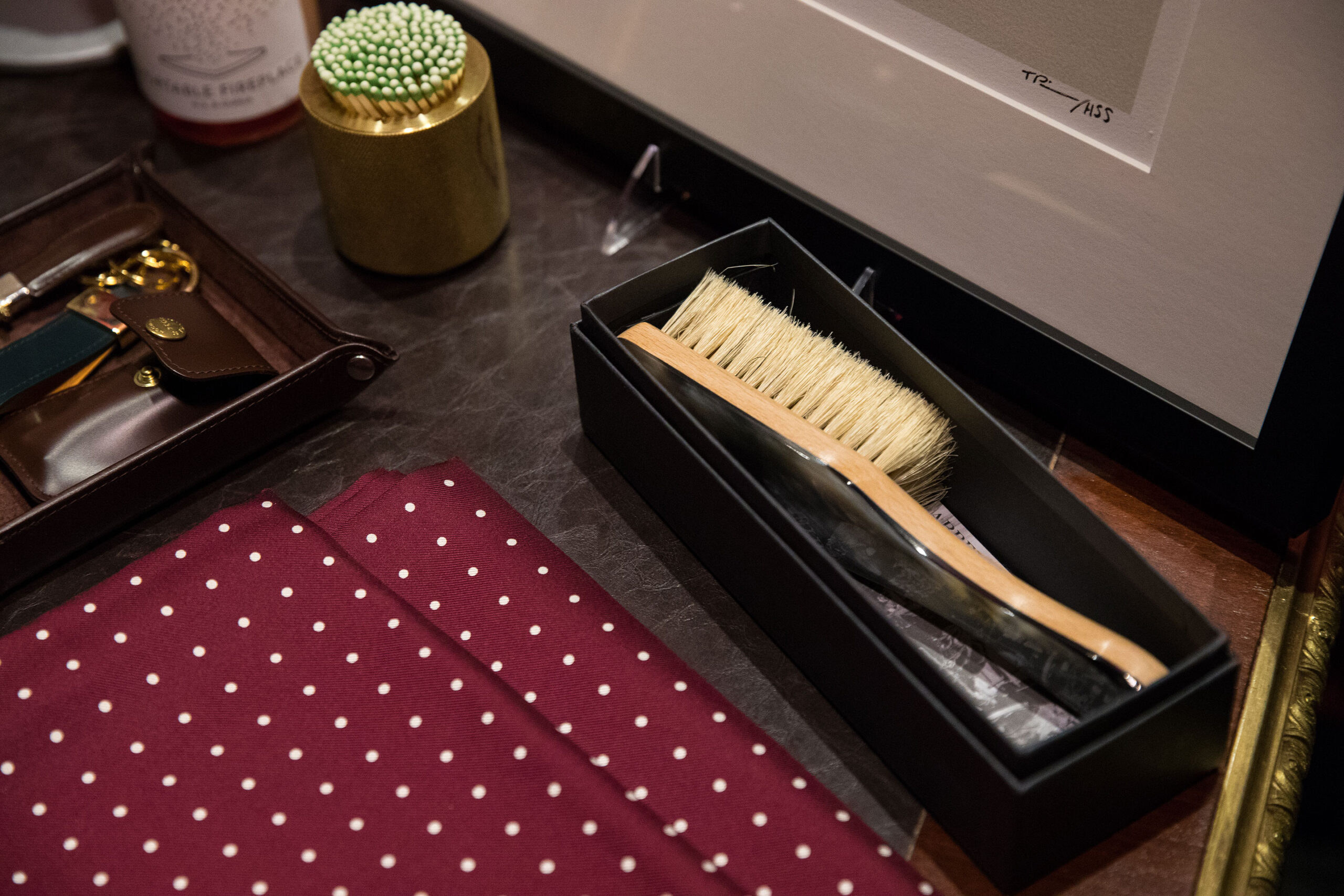 Chic Holiday Gifts Under : Stylish and Affordable Picks