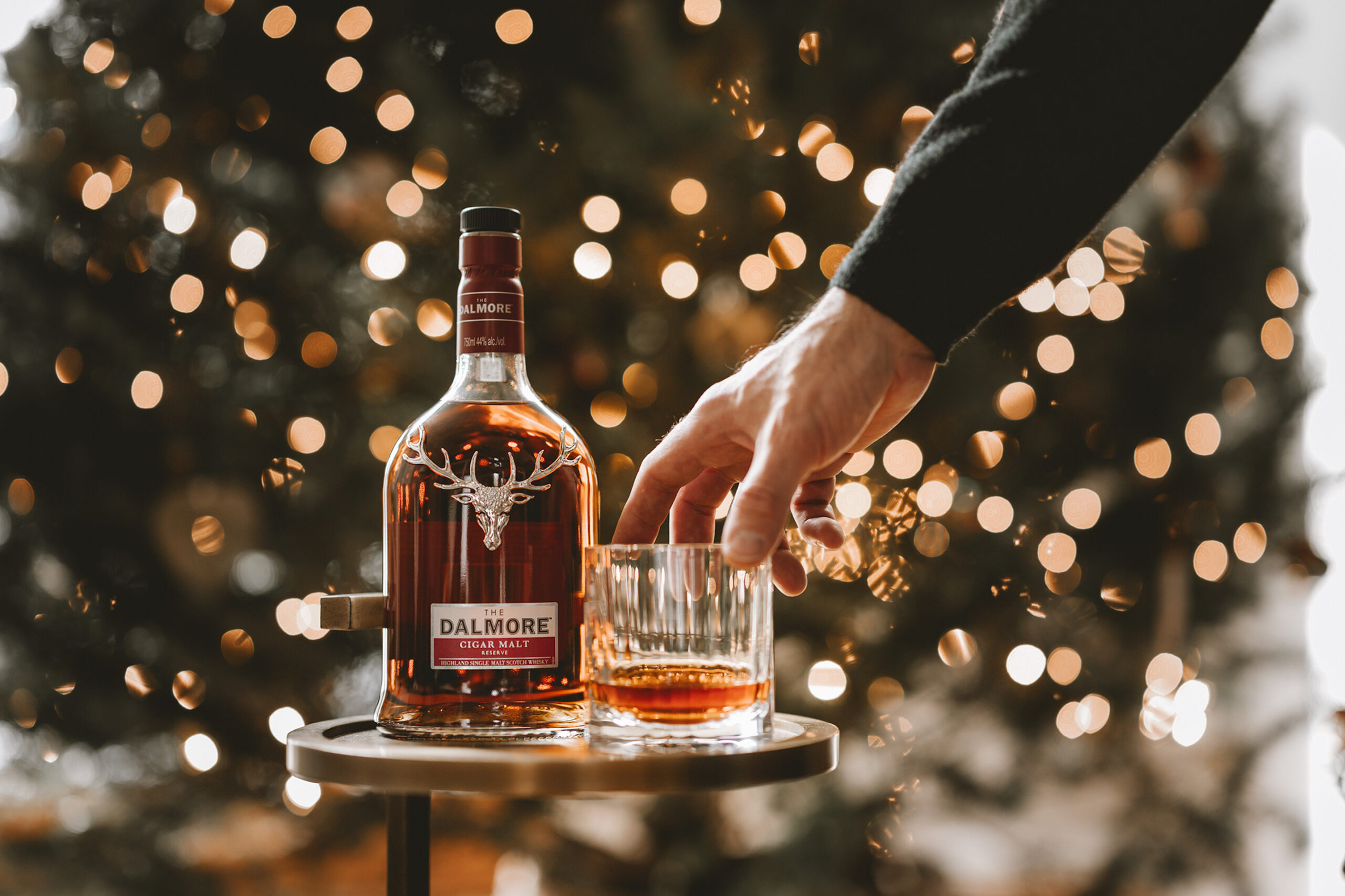 Exceptional Gifts for a Whiskey Lover: Curated Picks