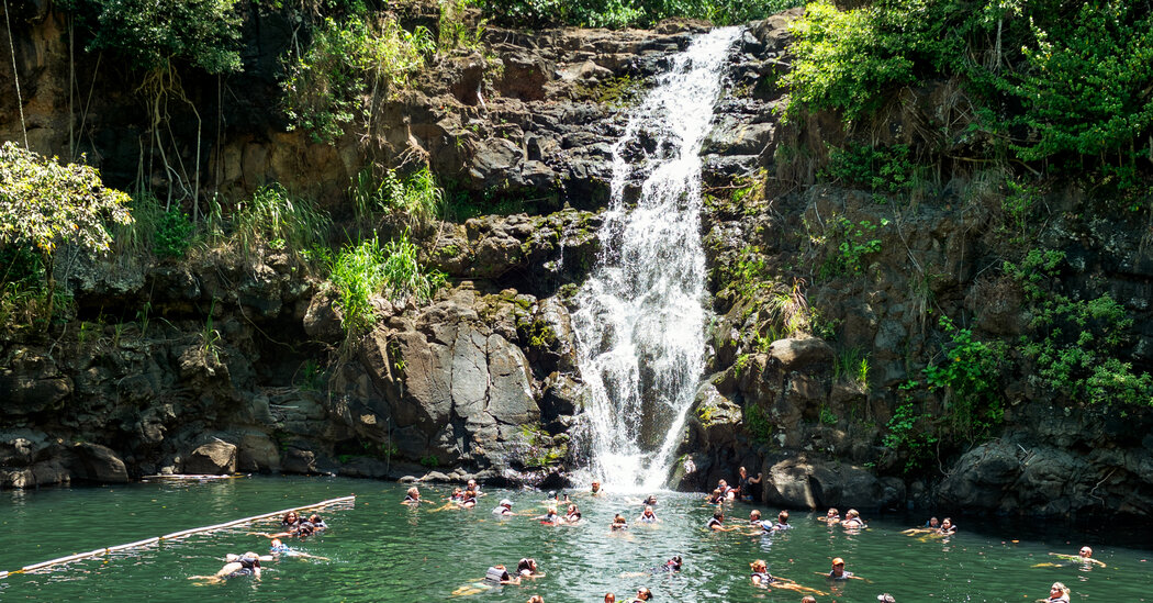 5 Beautiful Hawaiian Swimming Holes