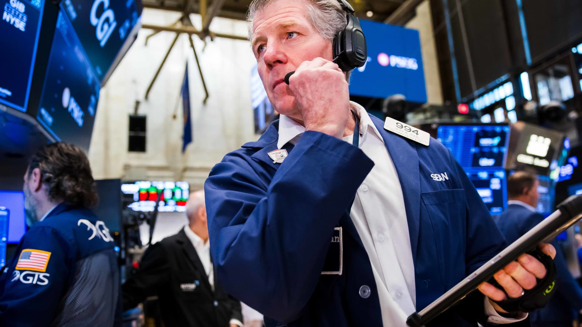 Stock market today: Live updates