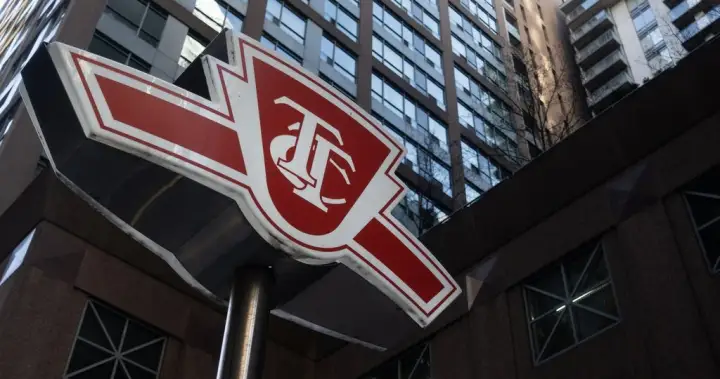 Crash involving TTC buses sends 13 people to hospital with minor injuries – Toronto