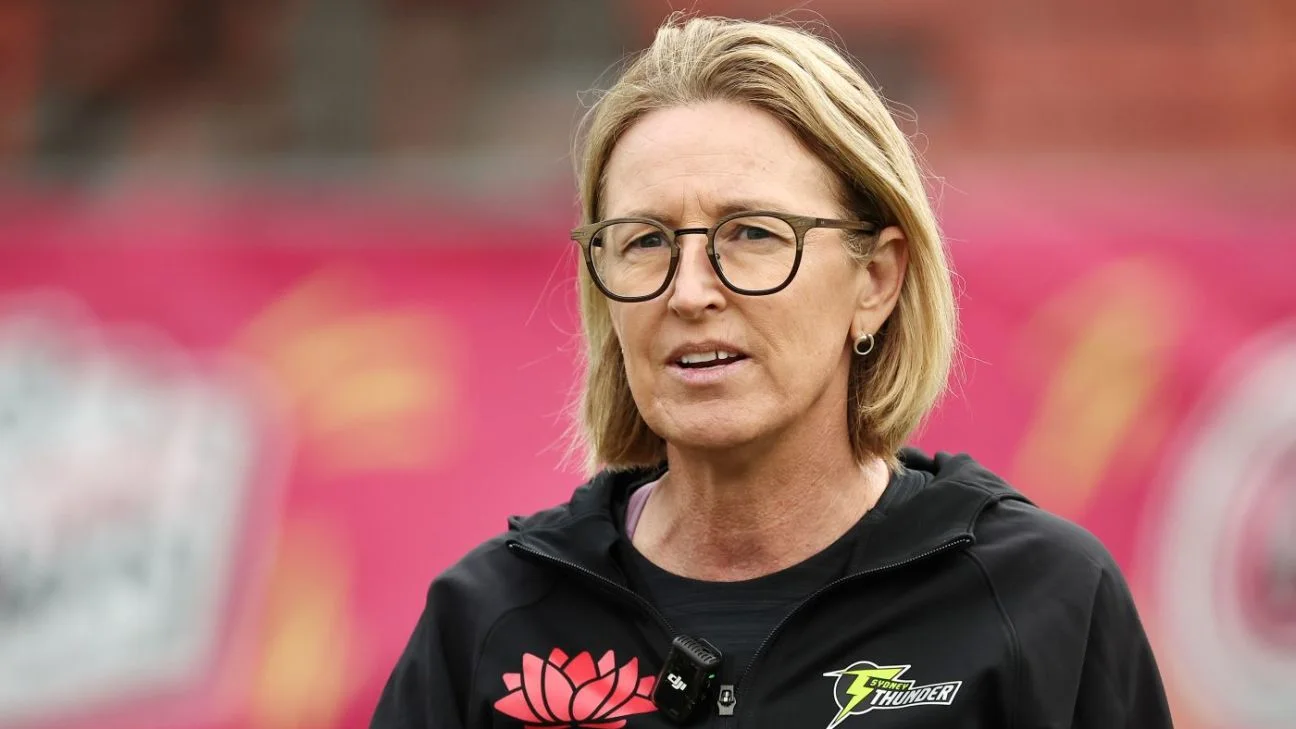 WBBL news – Lisa Keightley re-signs as Sydney Thunder coach
