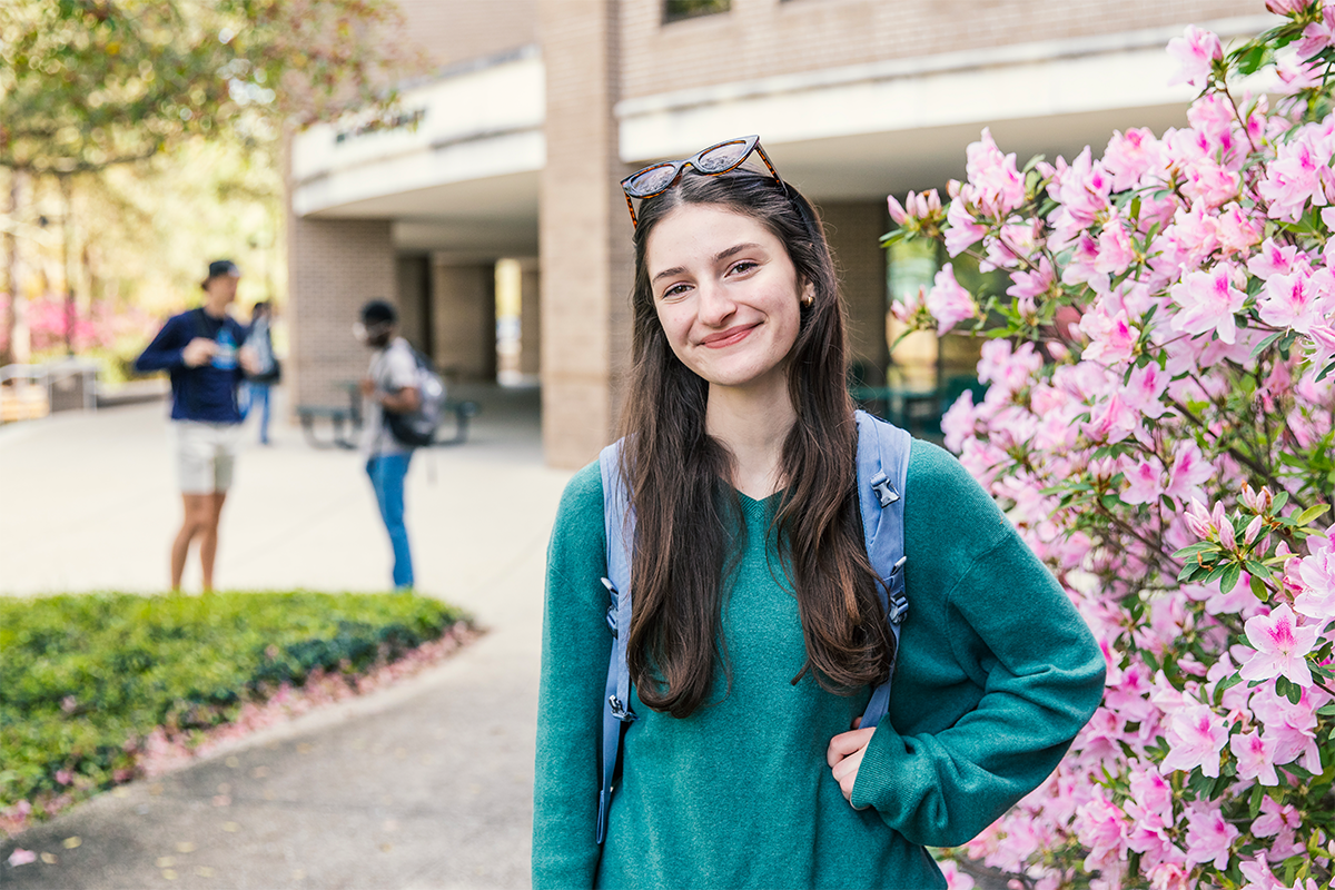 UWF Student Receives Lafayette Fellowship