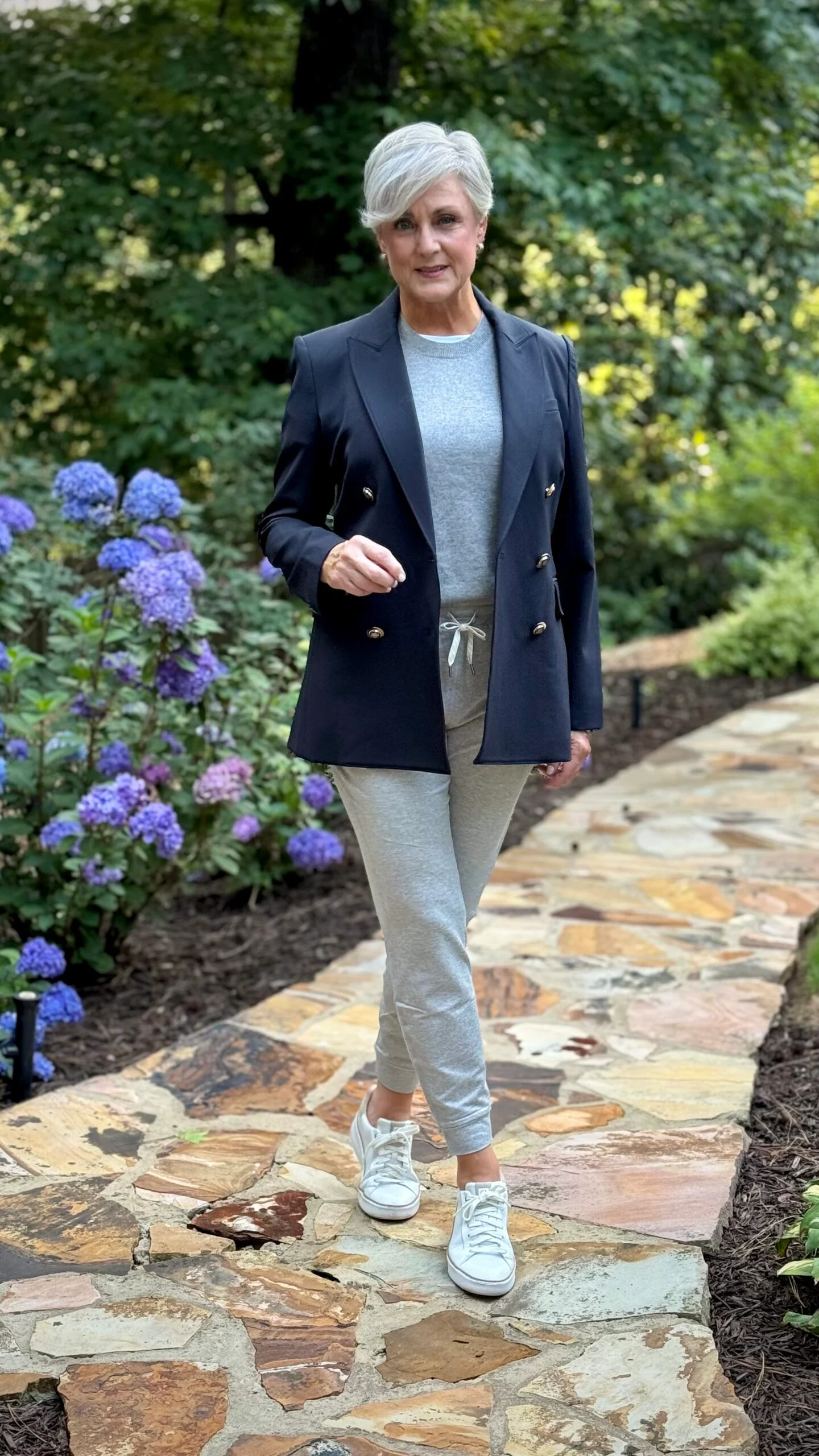 What to Wear to the Airport After 50: 6 Polished Travel Outfits