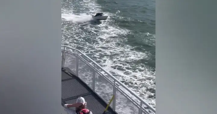 ‘Extraordinarily foolish’: Video shared online shows boat jumping in BC Ferry’s wake – BC