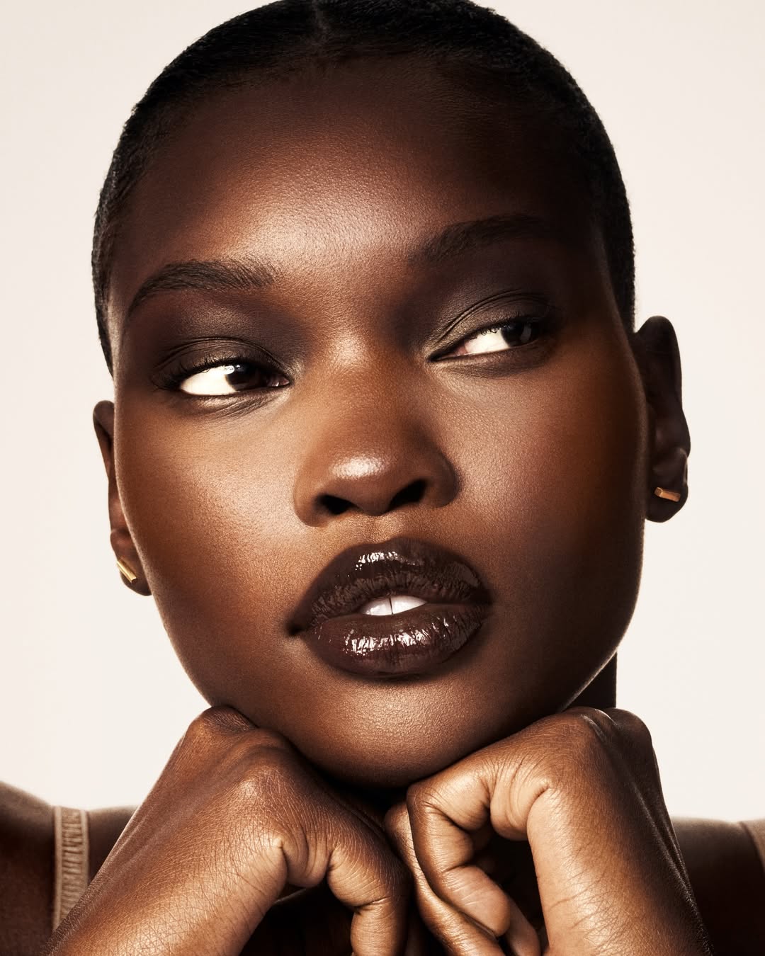 Skin Minimalism vs. Full Glam: How Beauty Trends Are Thriving