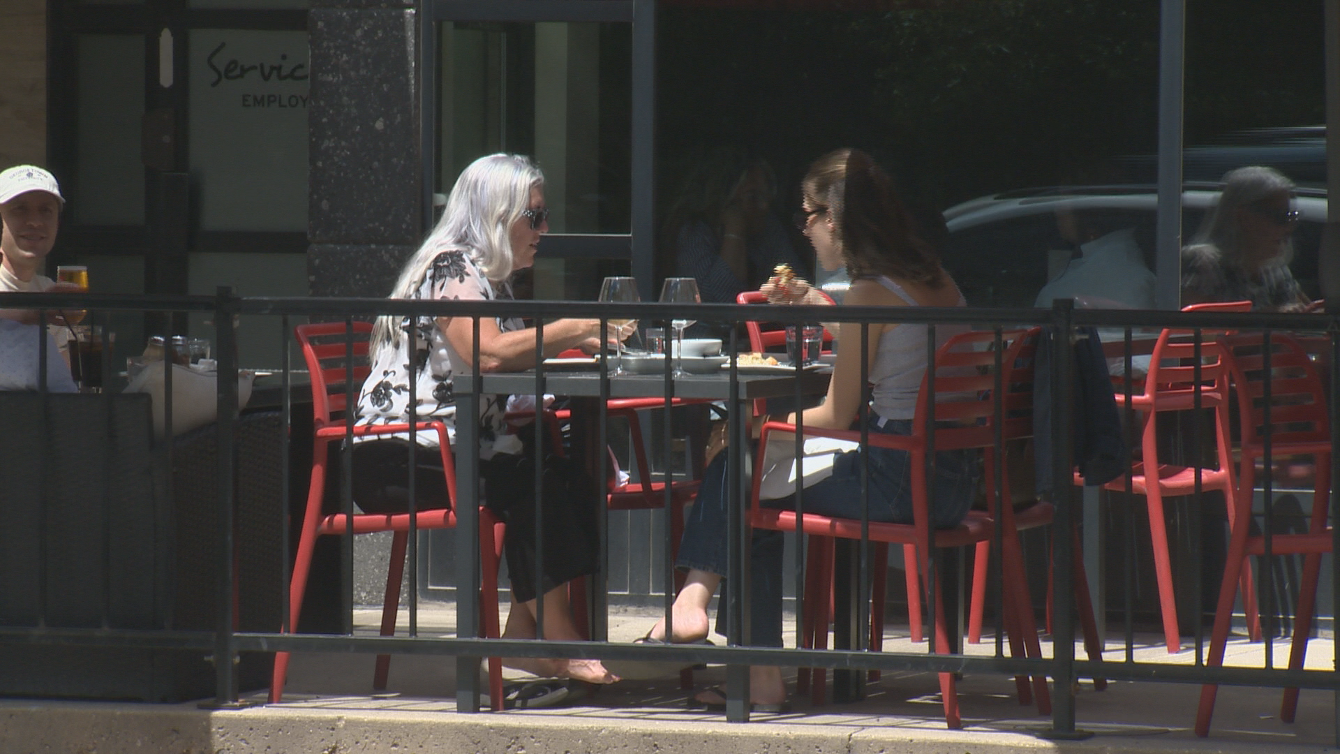 Winnipeg restaurateurs expect rush for car-free Corydon Saturdays – Winnipeg